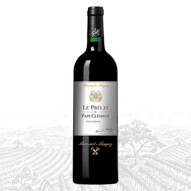 Wine bottle labeled 'Le Prelat Pape Clement' on a white background